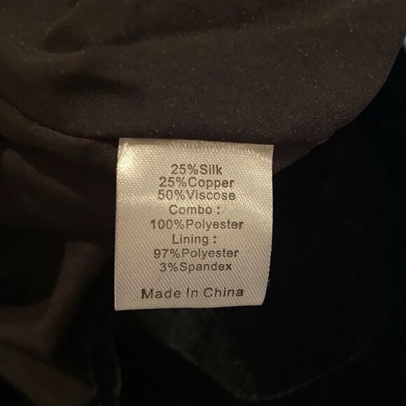 Tuckernuck Zanzibar Blue and Black Artemis Dress Velvet Off The Shoulder Size 6 - Picture 15 of 15